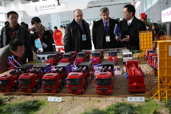 피�(j��)���^�R��cippe2012