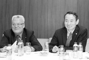 蔣潔敏和周吉平 蔣潔敏和周吉平